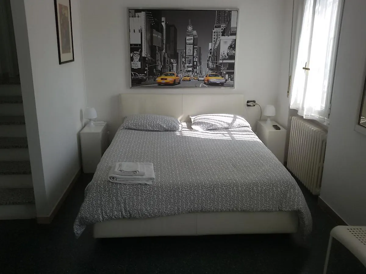 Ciro Bed And Breakfast La Villetta Pioltello Bed & Breakfast